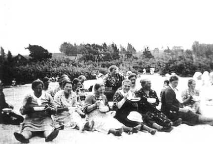 071 0018 Ausflug des Frauenvereins Paterswalde im Jahre 1936 nach Cranz