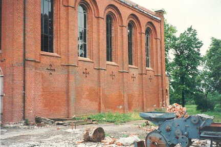 071 1003 Seitenansicht der Paterswalder Kirche 1995