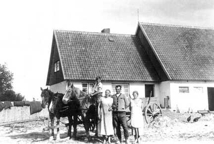 075 0010 Klein Plauen Familie Unruh