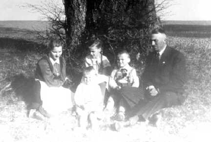 075 0016 Klein Plauen die Familie Masuhr
