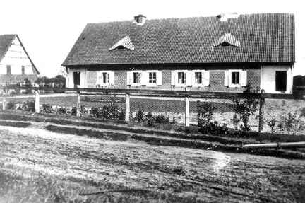 075 0029 Insthaus vom Gut Plauen fuer zwei Familien