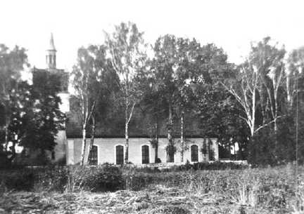 076 0019 Seitenansicht der Kirche
