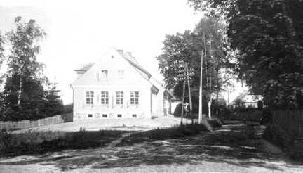 076 0020 Das Schulhaus in Plibischken
