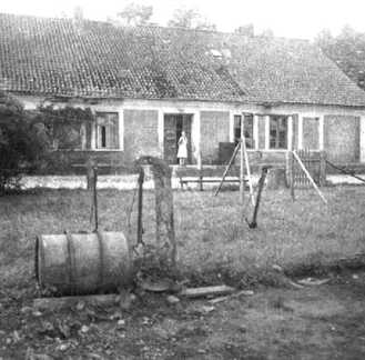 076 0041 Die Hofseite des Wohnhauses
