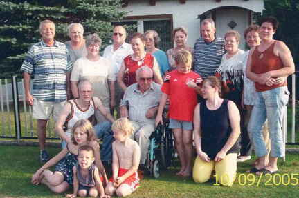077 1009 Die Geschwister Jodeit mit Ehepartner Kinder u Enkelkinder