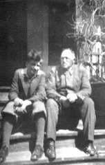 078 0011 Onkel Rudolf mit seinem Neffen Guenther