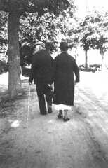 078 0035 Tante Mieze und Onkel Rudolf