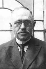 078 0045 Onkel Rudolf der Besitzer des Gutes Pogirmen