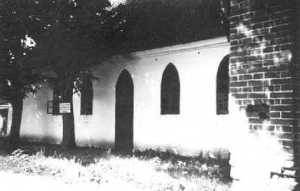 078 0049 Das war einmal die Gutskapelle 1935 wurde sie als Kaelberstall genutzt