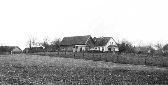 079 0016 Das Schulgrundstueck