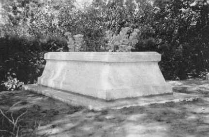 079 0045 Die Grabstaette von Johann Emil Rudolf Klein und Berta Johanna geb Preuss