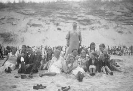079 0054 Poppendorfer Schulausflug nach Pillau im Jahre 1935 mit Lehrer Kreuzahler