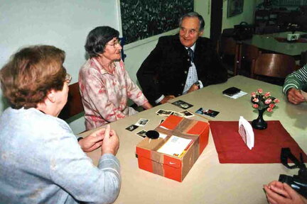 080 2459 Treffen in Loehne 2007 ein Karton voller Erinnerungen