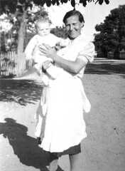 080 0045 Anne Birkhahn mit Tochter Hildegard