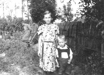 081 0016 Frieda und Kurt Radtke aus Reinlacken Beide Kinder sind seit 1945 vermisst