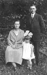 083 0005 Rudolf Gloede mit seiner Frau Hedwig und der Tochter Margarete