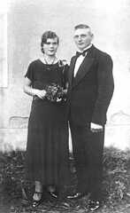 083 0008 Ernst und Lydia Gloede aus Richau