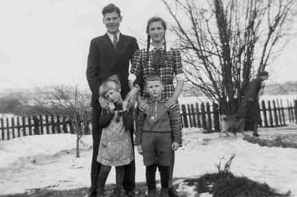 083 0052 Die Geschwister Klein Bernhard Ursula Renate u Georg