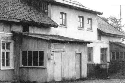 087 1006 Das Wohnhaus der Familie E Stoermer in Romau im Oktober 1992