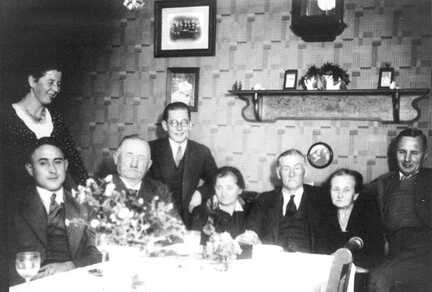 089 0040 Geburtstag des Lehrers Franz Steiner 1932