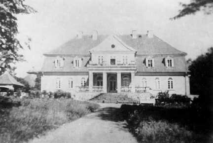 090 0012 Das Gutshaus Trimmau Besitzer Herr Lottermoser