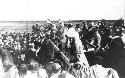 090 0029 Ansprache des Reichspraesidenten von Hindenburg bei der Einweihung des Heldendenkmals