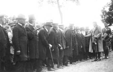 090 0030 Hindenburg begruesst die Veteranen