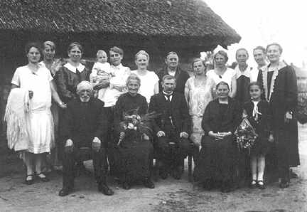 094 0034 Silberhochzeit bei Anna und Albert Gotthelf in Schirrau im Jahre 1928