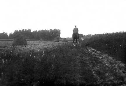 100 0021 Der Landwirt und Jaeger Christian Coelle