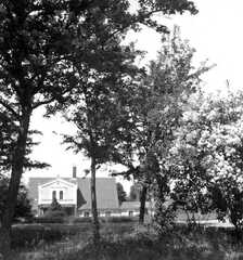 100 0045 Das Gutshaus von der Gartenseite