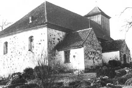 103 0008 Die Kirche in Starkenberg von der Nordseite
