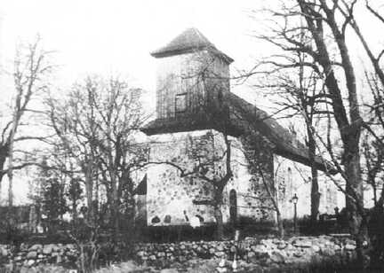 103 0009 Die Kirche in Starkenberg von der Suedseite