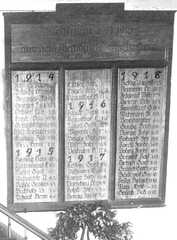 103 0054 Gedenktafel der Gefallenen in der Starkenberger Kirche