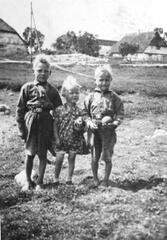 104 0039 Drei Stobinger Kinder Otto Kaminski Traute Seifert und Willi Kaminski