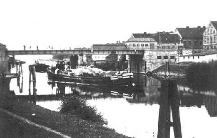 105 0033 Die Deimebruecke in Tapiau vor 1945