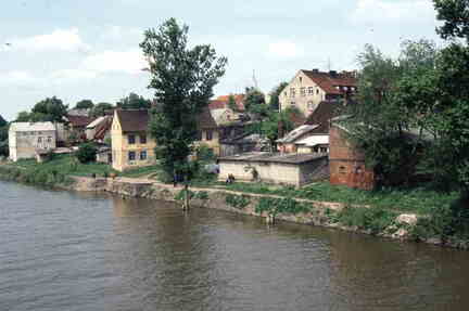 105 1584 Uferstrasse 1997