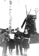 106 0001 Vor der Muehle in Taplacken