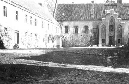 106 0004 Der Hof des Gutes Taplacken