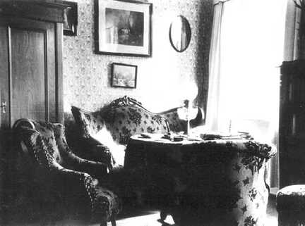 106 0010 Ein Fremdenzimmer im Gutshaus