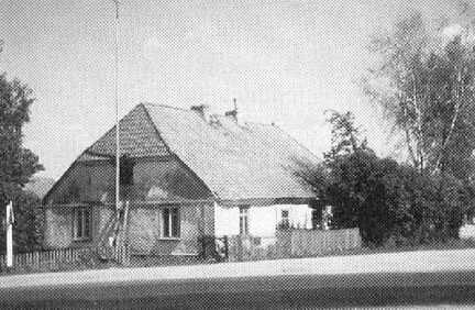 106 1026 Das Haus von Bonacker in Taplacken 1992 Foto H Bischoff