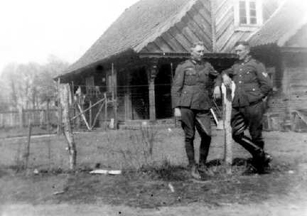 110 0002 Deutsche Soldaten als Einquartierung im Jahre 1939 im Insthaus