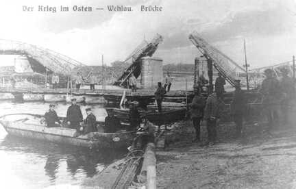 111 0630 Pioniere auf dem Pregel in Wehlau im 1 Weltkrieg