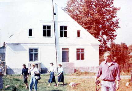 116 1010 Zohpen September 1991 Das Wohnhaus der Familie Bessel wird heute als Schulhaus genutzt